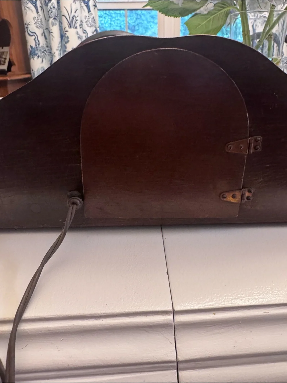 Vintage-Style Brown Mantel Clock by General Electric